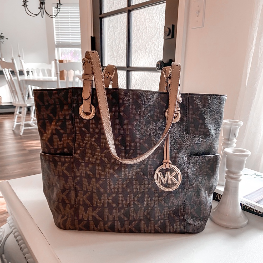 Michael Kors Large Jet Set Tote 🤎